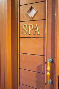 Peaceful & Quiet B&B in tropical garden