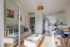 Appartements U Sognu - Proche plage vue montagne : photos des chambres