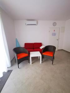 Vacation apartment Postira