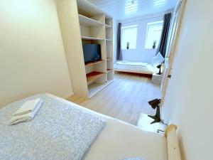 I Apartment 8 Personen - Monteurzimmer - Ferienwohnung - Dingolfing