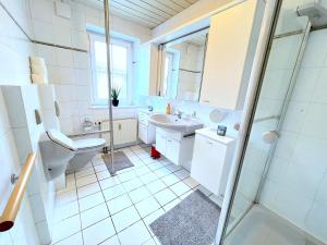 I Apartment 8 Personen - Monteurzimmer - Ferienwohnung - Dingolfing