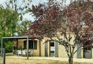 Maison accueillante à Salviac avec piscine privée - Gindou