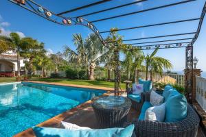 Your Private Paradise Luxurious Villa TODO for Unforgettable Stays