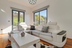 Countryside Charm House by Holiday Rental Madeira