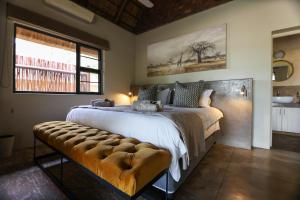 Senalala Safari Lodge