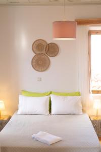 Seaside Summer House, Cozy Yard