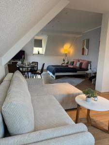 Schickes Apartment am Rhein