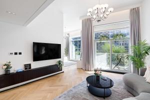 1 BR Exquisite Urban Living in Downtown Dubai - 4hvězdičkové hotely ve městě Dubaj