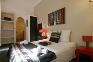 Riad XCIX, basin, 3 bedrooms in Medina excluded