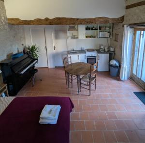 Appartements Le Sabathe : photos des chambres