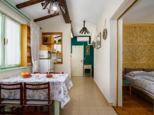 Apartment Pina by Interhome