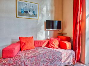 Apartment Hameau du golf-2 by Interhome