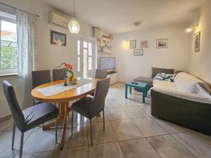 Holiday Home Ana-3 by Interhome