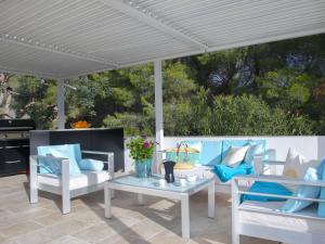 Holiday Home Nelli by Interhome