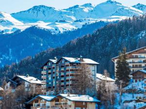 Apartment Haut de Cry 16 by Interhome