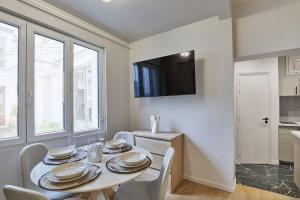 Cozy apartment Montmartre Moulin rouge