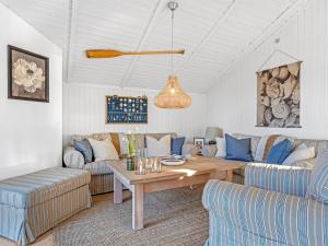 Holiday Home Sissie - 400m from the sea by Interhome
