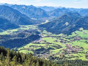 Holiday Home Tiny Haus Glockenalm-Hopfen Hütte by Interhome