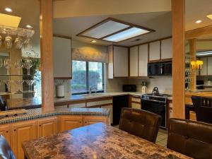 Isleta 897 condo