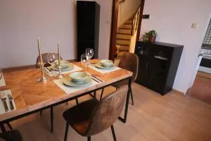 Ferienwohnung, Monteurwohnung Parkside - 施瓦尔巴赫