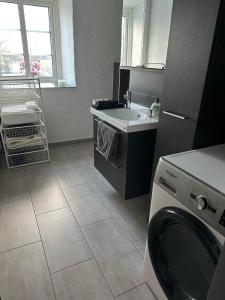 Cozy home in quiet neighborhood