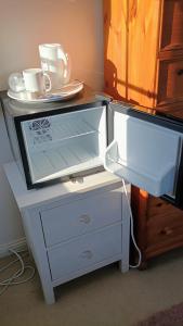 BIENVENUE in NEWHAVEN Luxury superking OR standard OR budget rooms