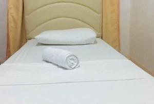 RedDoorz at RHR Tourist Inn Canlaon