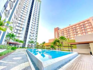 Studio Condo at Ayala Centrio Mall with Unli Wifi and Netflix