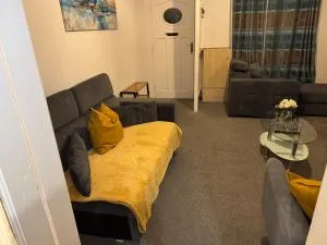 Cozy Accrington Retreat - Clayton le Moors