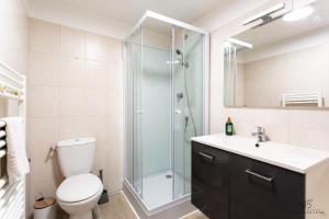 Le Borelys Parking Gratuit