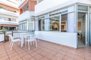 Charming Apt Puerto Cruz, Terrace & Pool Access