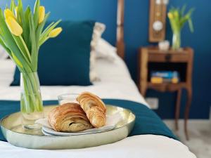 B&B / Chambres d'hotes Le Chevrefeuille chambres d'hotes et gites de charme : photos des chambres
