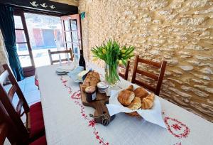 B&B / Chambres d'hotes Le Chevrefeuille chambres d'hotes et gites de charme : photos des chambres