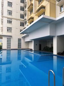 Sleek & Chic One-Bedroom