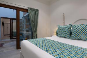 Tembo Beach Club & Resort