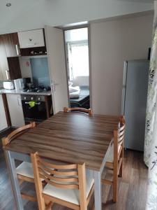 Campings MHVACANCES LOUENT PLUSIEURS MOBILHOMES DANS CAMPING 4 ETOILES PROCHE CHATEAUX et ZOO BEAUVAL : photos des chambres