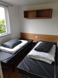 Campings MHVACANCES LOUENT PLUSIEURS MOBILHOMES DANS CAMPING 4 ETOILES PROCHE CHATEAUX et ZOO BEAUVAL : Mobile Home