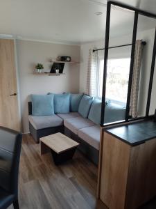 Campings MHVACANCES LOUENT PLUSIEURS MOBILHOMES DANS CAMPING 4 ETOILES PROCHE CHATEAUX et ZOO BEAUVAL : photos des chambres