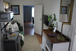 25 on Grove Guest House
