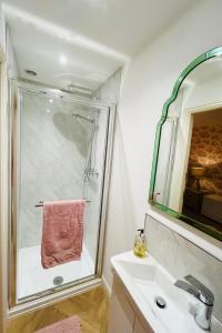 Number 2, Spacious Rooms, Near Ironbridge!