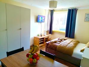 Heart of Telford Stylish 2-Bedroom