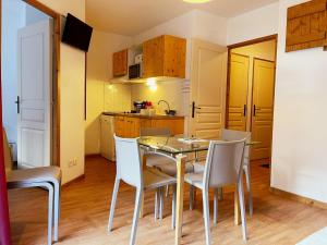 Appartements Hameau 5 103 - SPA & PISCINE appartement 6 pers : photos des chambres