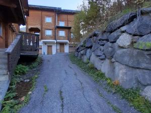 Chalet Noëlla - Chalet traditionnel en bois à 250m des pistes, centre et animations, 14 pers - FR-1-513-60