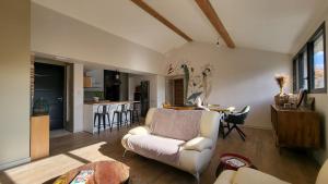 Appartements BAMBOU SERENITE ECO LOGIS -Piscine : photos des chambres