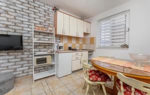 Apartment Pakostane Kraljice Jelene