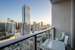 High Floor Pool Gym Brickell