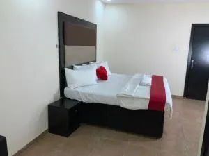 Senators Suites and Towers Hotel - Pakuro