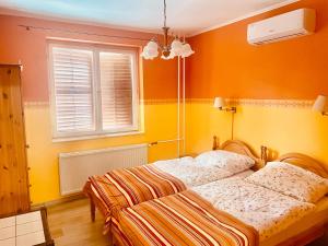 Sunny & Green Apartment