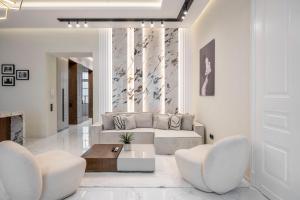 Luxurious High-End Central Grand Residence next to the Basilica