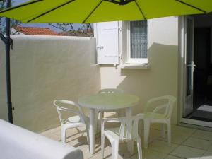 Maison 2 pièces 2 couchages Dolus dOléron DDO000-024